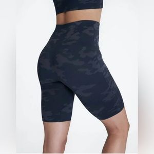 Spanx Look at Me Now Black Camo Short
